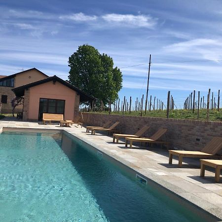Agriturismo Cascina Del Rosone Agliano Terme Exterior foto