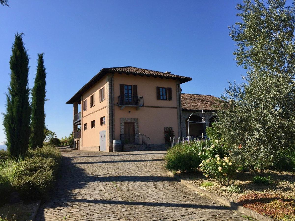 Agriturismo Cascina Del Rosone Agliano Terme Exterior foto